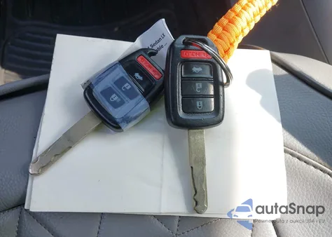 2014 Honda Accord Lx z USA, uszkodzony, nr VIN 1HGCR2F38EA284383